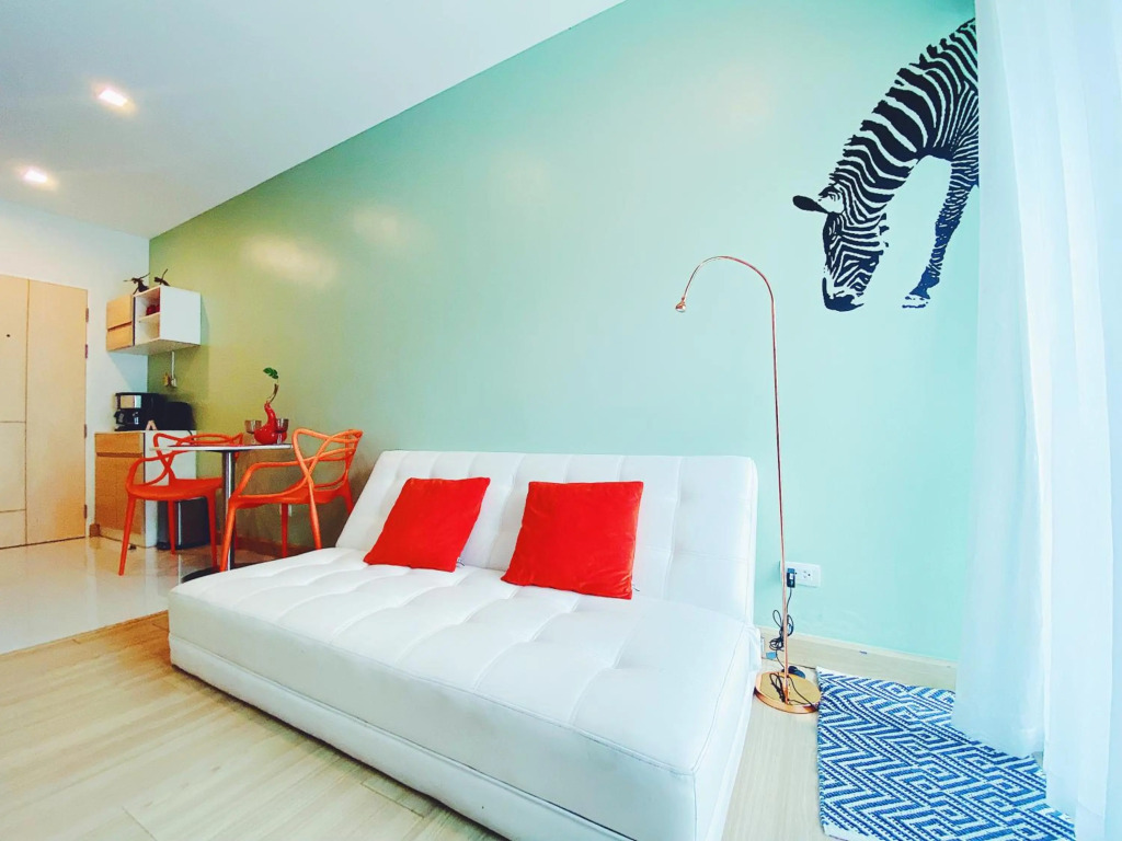 Coastal 1bed Infinity Pool Walk to Great Beach