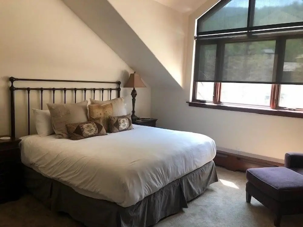 Luxurious 1br+loft - Ski-in/ski-out Access To Beaver Creek 1 Bedroom Condo by RedAwning