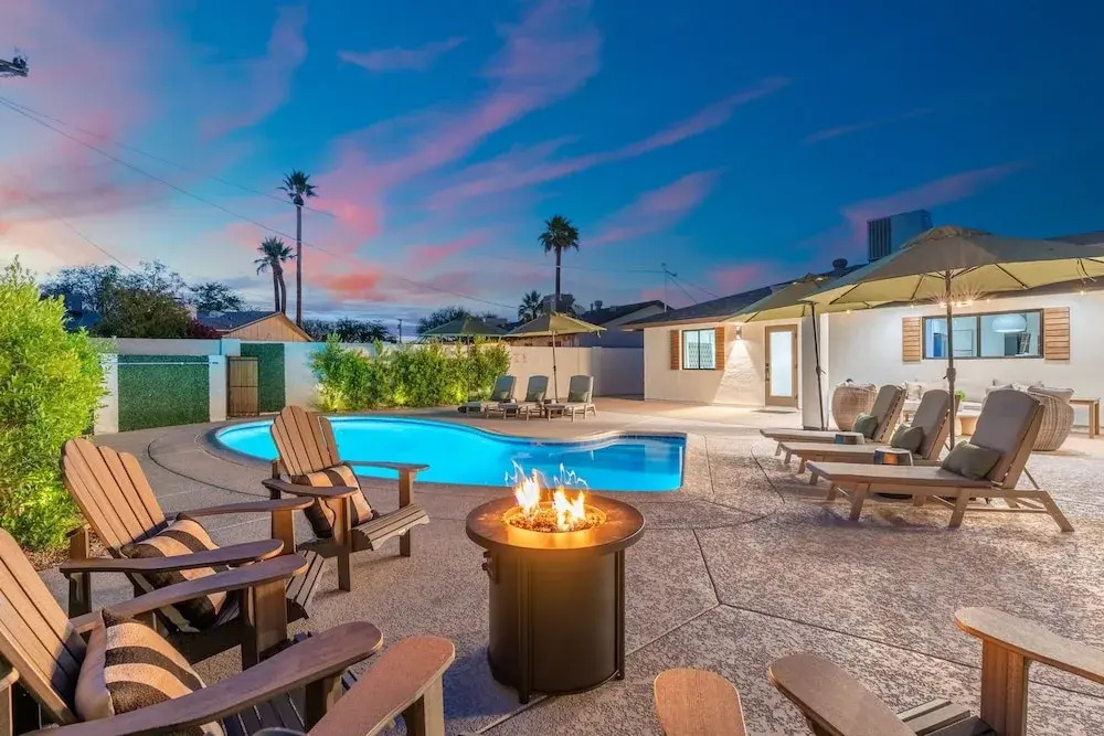 NEW The Hensley on Hubbell Designer Oasis w Pool