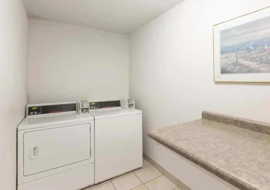 Days Inn by Wyndham Atlantic