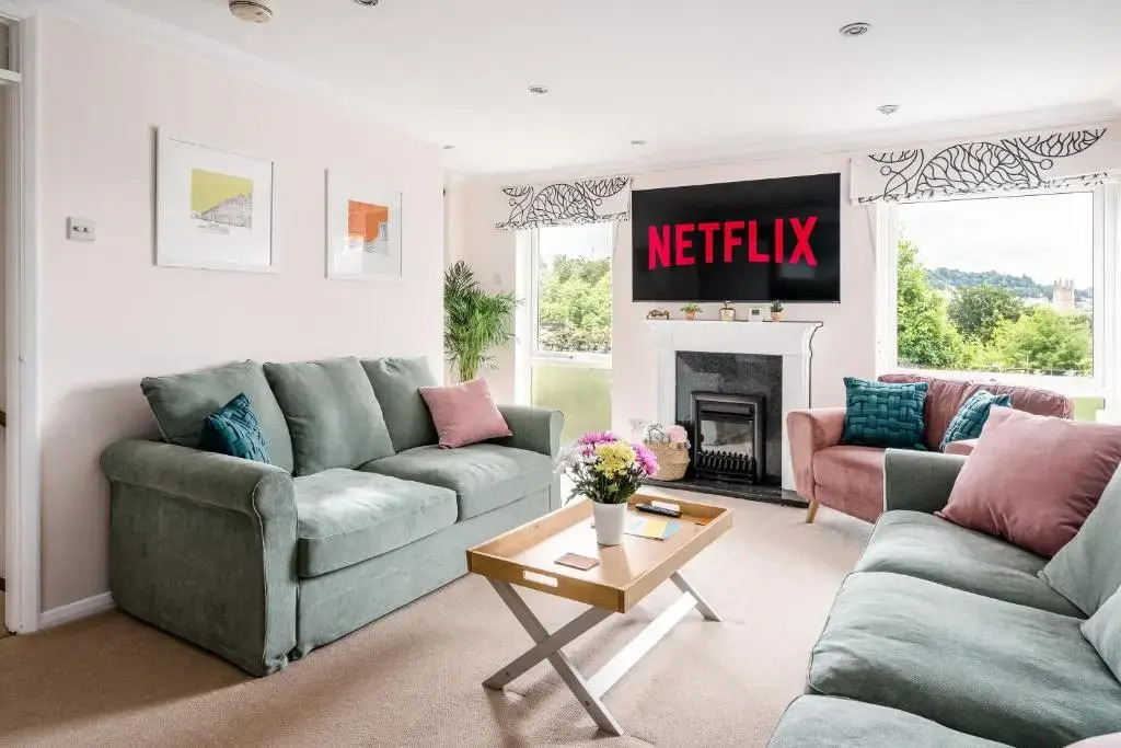 Lovely 4 Bedroom House in Central Bath