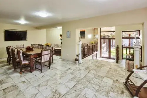 Guest House Mira
