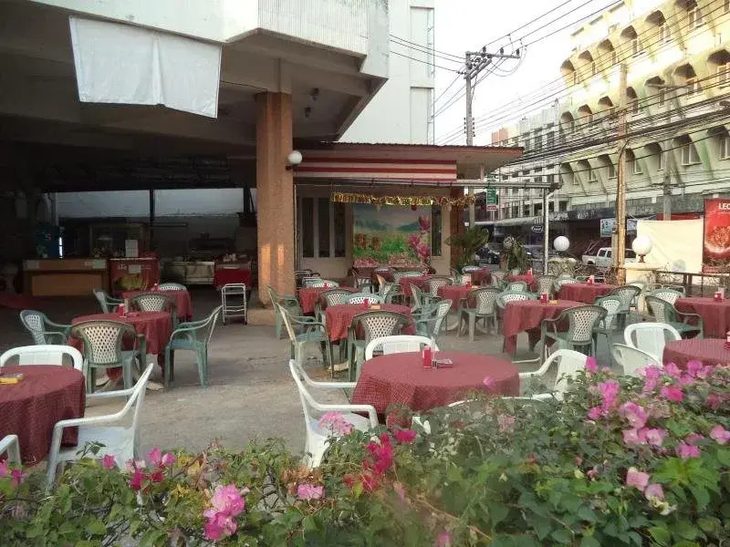 Sirichai Hotel