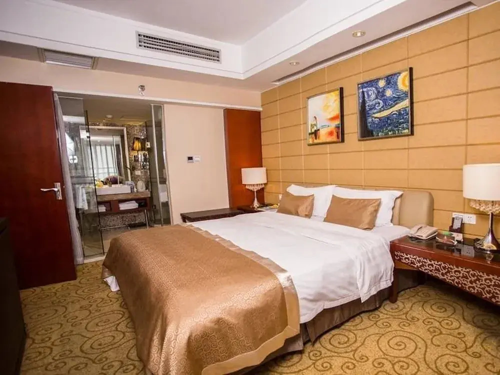 Chengdu Kinfu Center Hotel