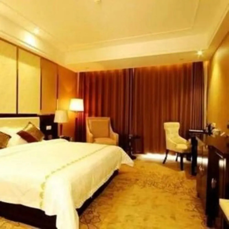 Bohai Holiday Hotel