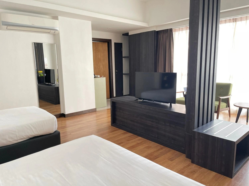 Win Hotel