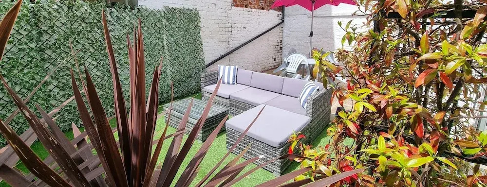 The Hideaway ll /enclosed Garden/quiet/central