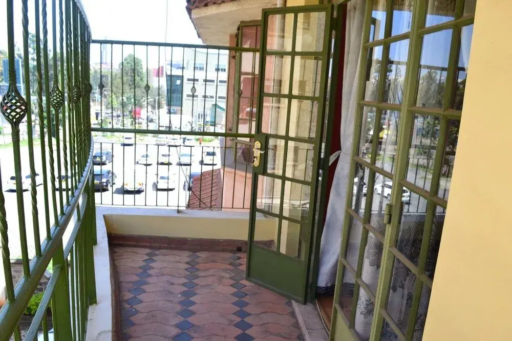 Hillview Apartment