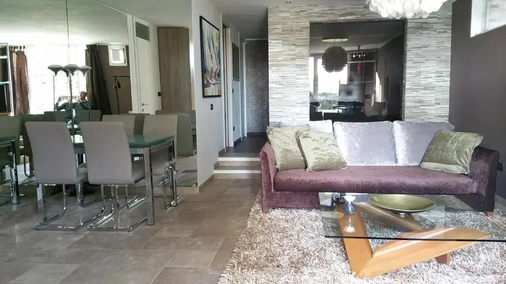 Janes Dream Apartment