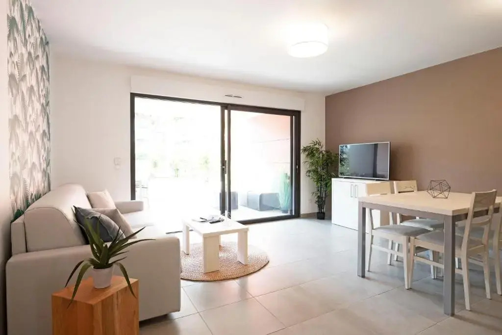 SELECT'SO HOME - Résidence Le Bella Vista - Piscine sur le toit et vue panoramique - Prestations de qualité & Services Hôteliers - BV04B