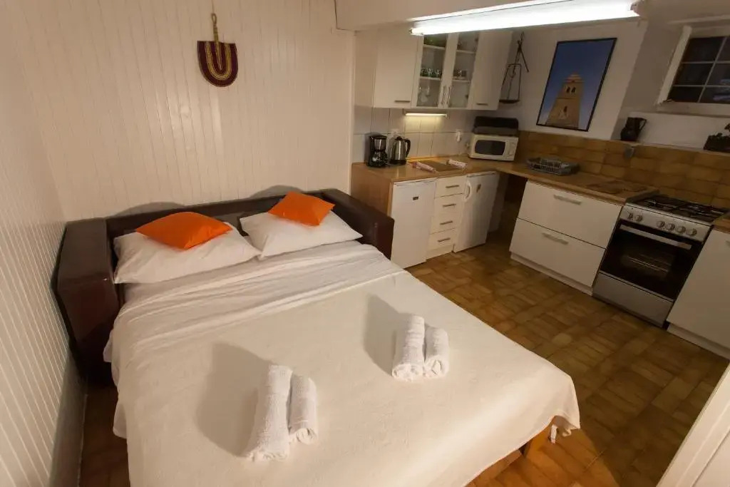 Studio Apartment Nihar