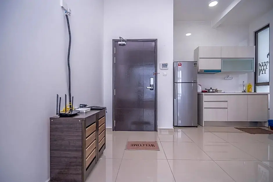 OYO HOME 90183 D' Summit Residence 2bhk YML 0824