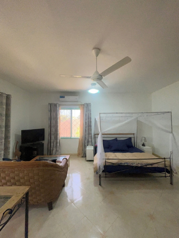芒果海滩酒店Mango Beach Hotel