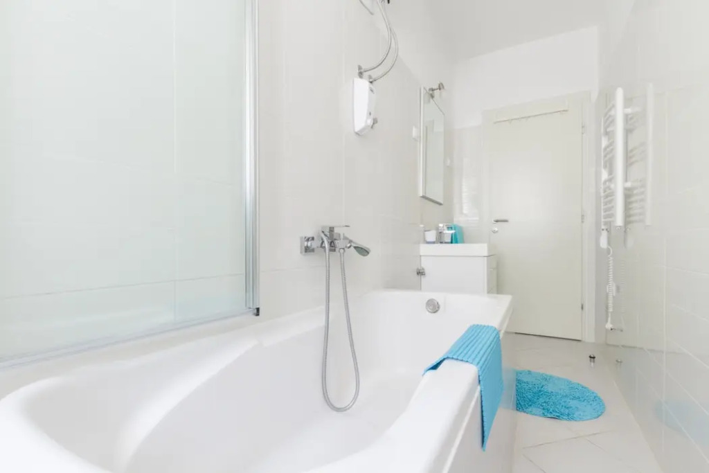 Apartment Neven - comfortable & great location: A1 Split, Riviera Split