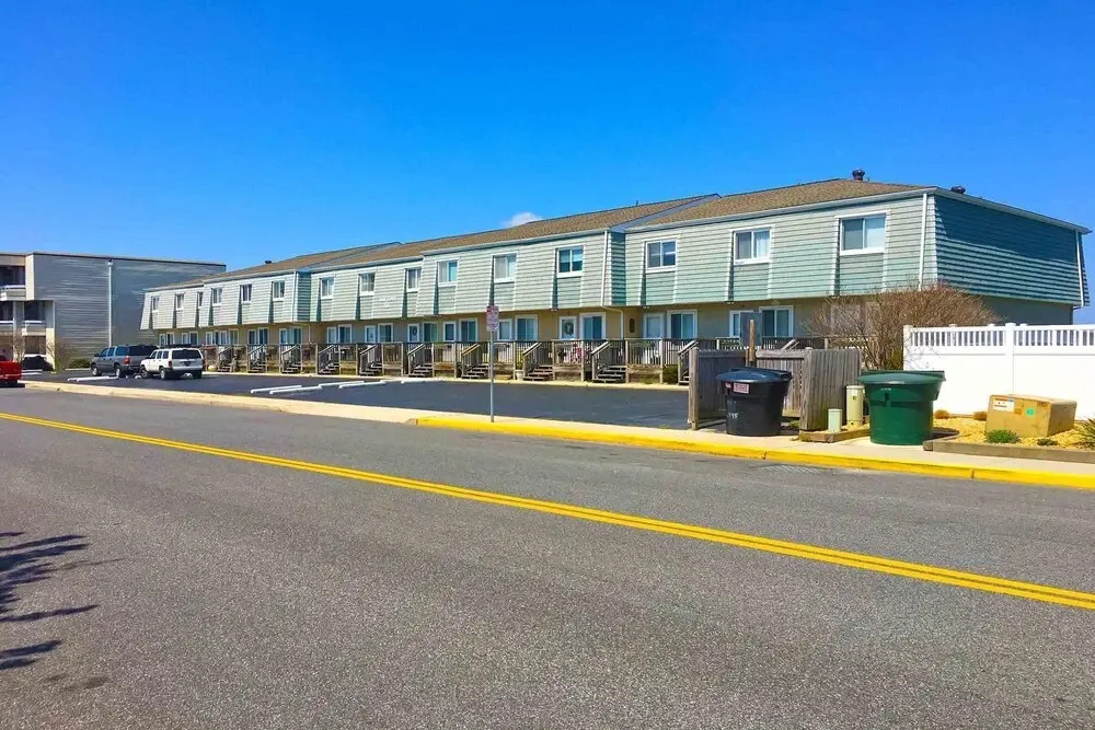 Bay Cove 3 2 Bedrooms 1.5 Bathroom Townhouse