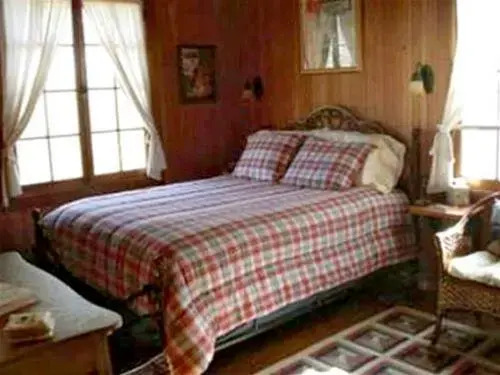 Xanadu Island Bed and Breakfast and Restaurant