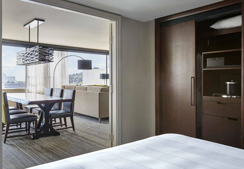 Portland Marriott Downtown Waterfront