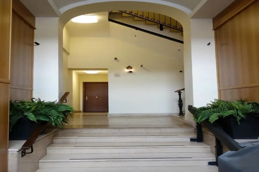 Rhome Terminal Guest House