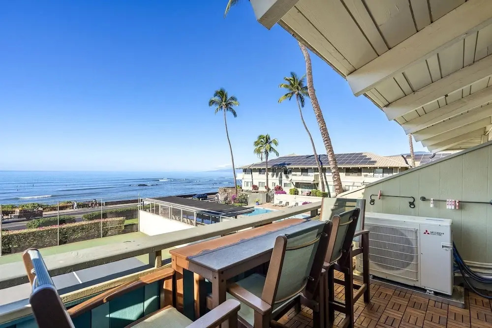 Shores of Maui 215 - Dramatic Ocean Views, Steps to the Beach, Renovated, AC!