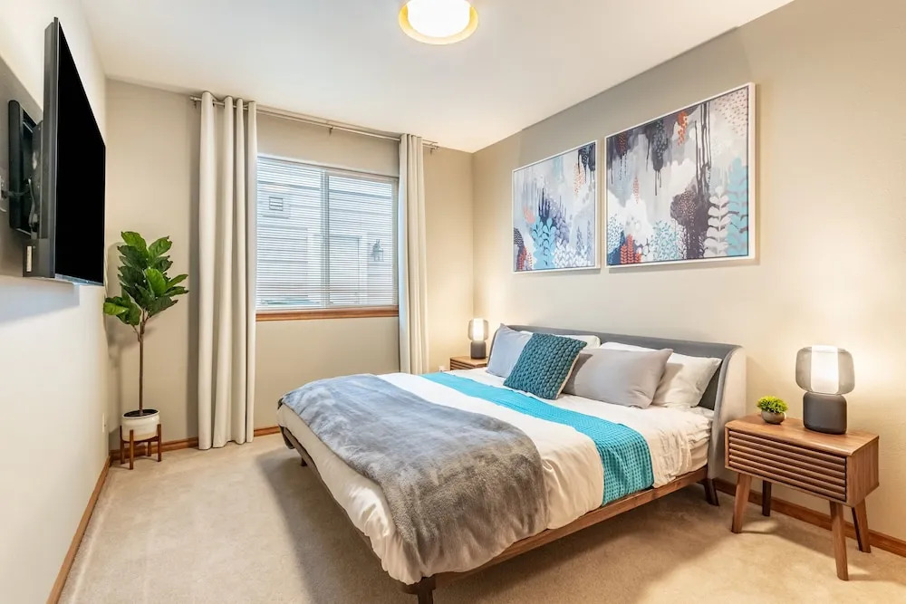 FIFA 2026 3BR + Daybed Midway Near Seattle & Vancouver