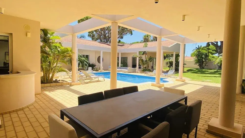 Seventies - Private Pool - 16 Guests - Quarteira