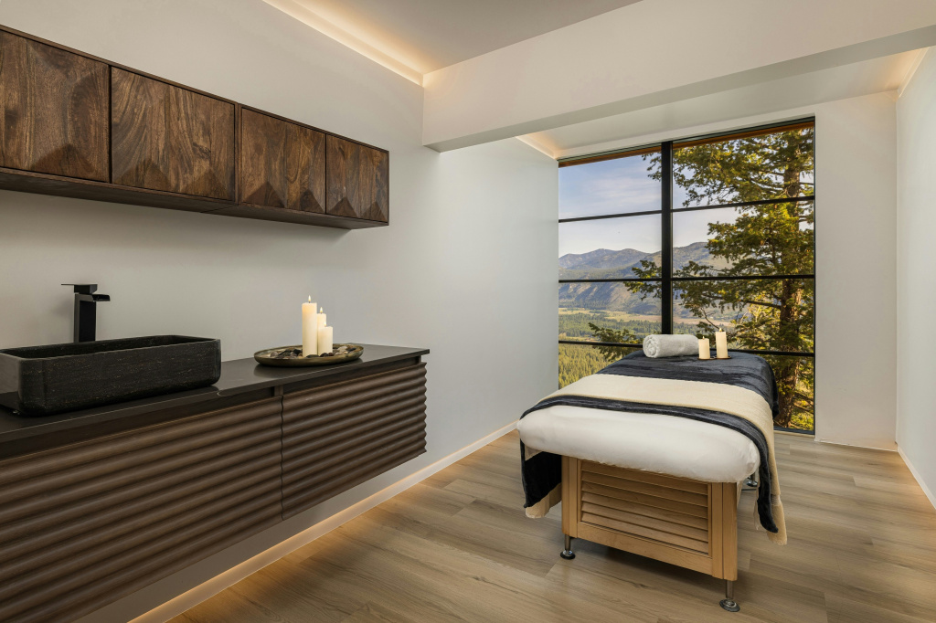 Sun Mountain Lodge