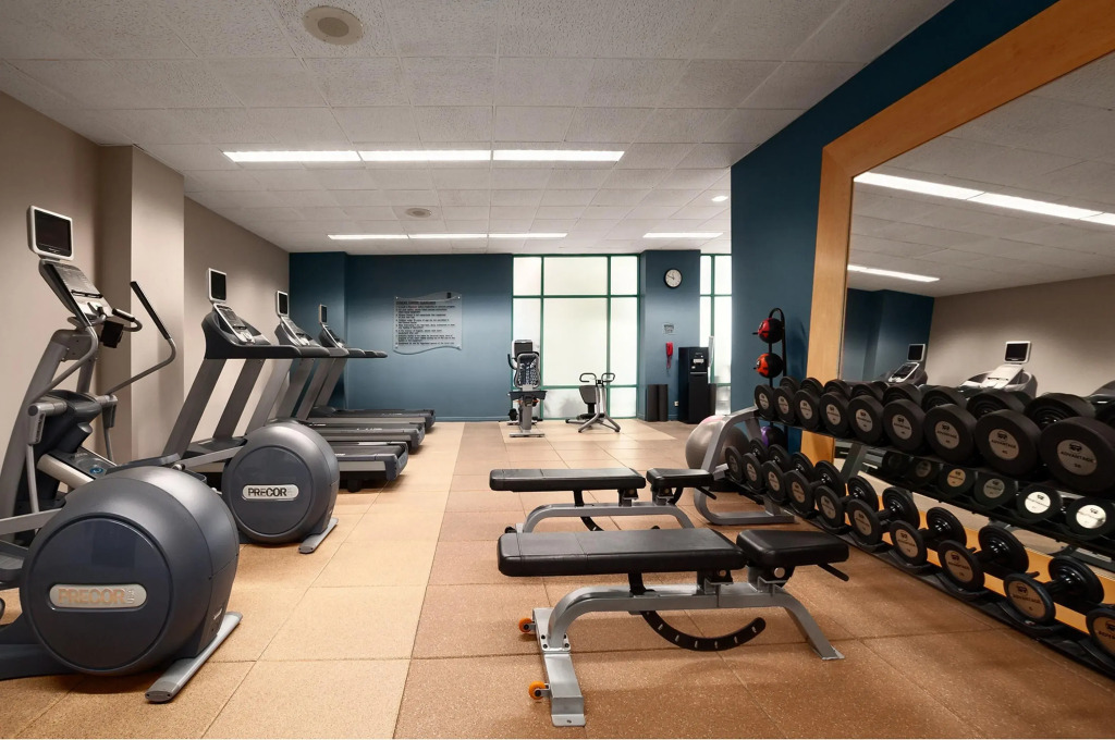 Embassy Suites by Hilton Chicago Lombard