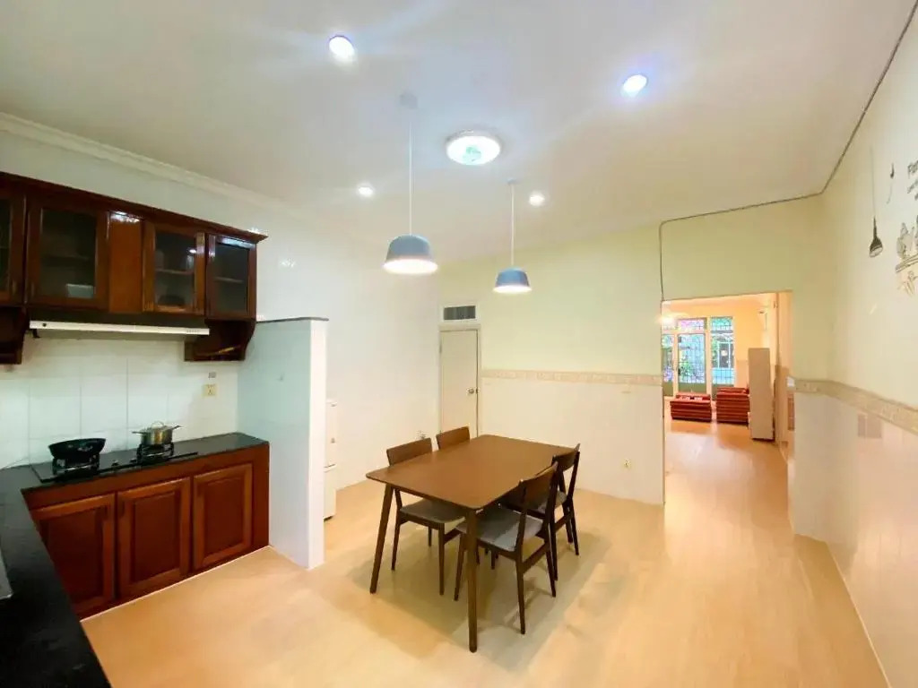 Yana House Phnom Penh