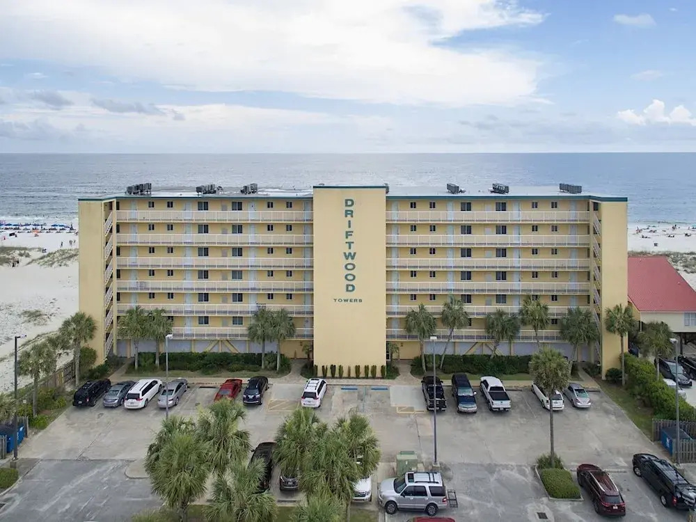 615 W Beach Blvd Condo Unit 3G