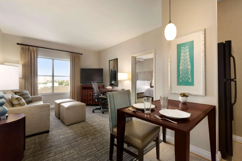 Homewood Suites by Hilton Plano-Richardson