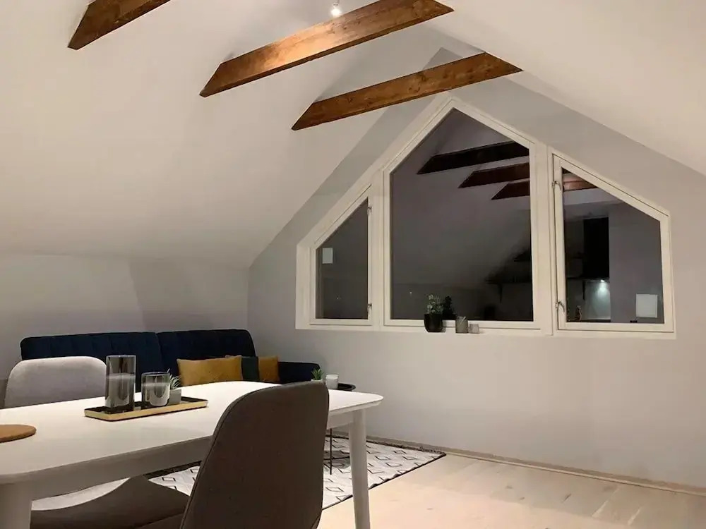 Arctic Homes  Homestay Villa