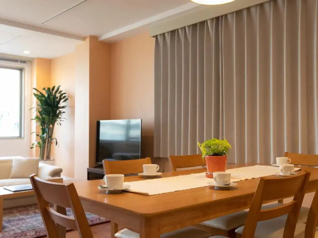 INOVE VILLA OSAKA -120m2 , 7 Double Beds , 2 BR , 2 Bath , Easy Access to Umeda , Kyoto ーPerfect for Families & Groupsー