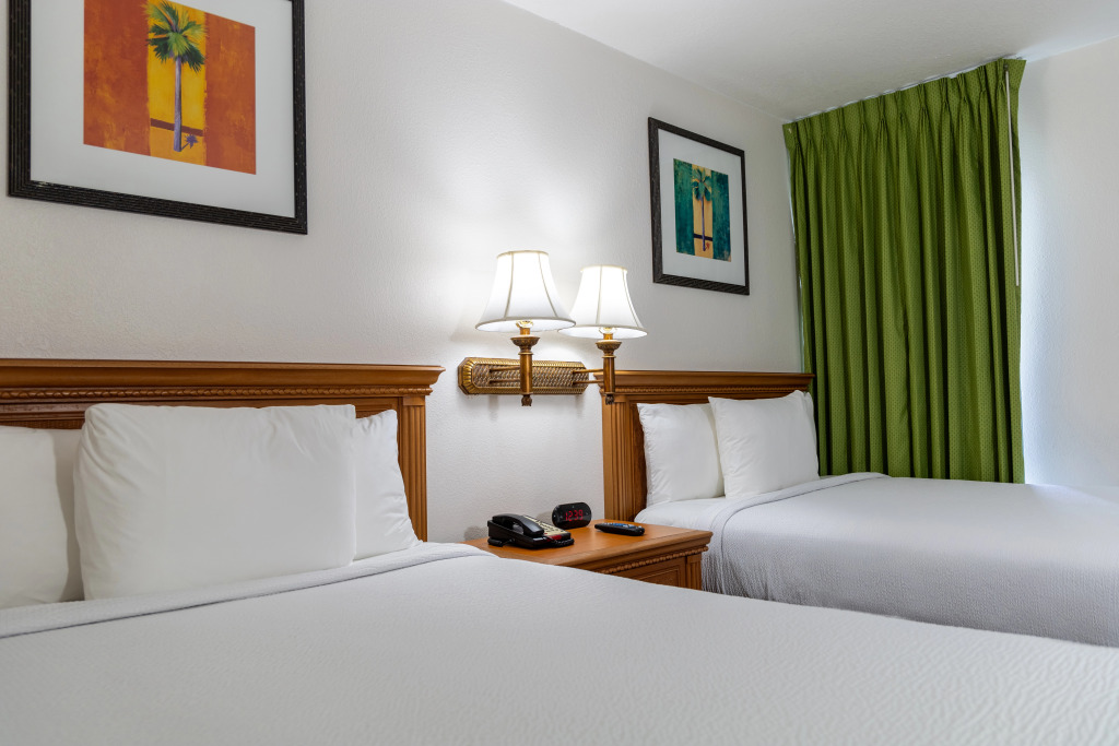 Legacy Vacation Resorts - Disney and Lake Buena Vista