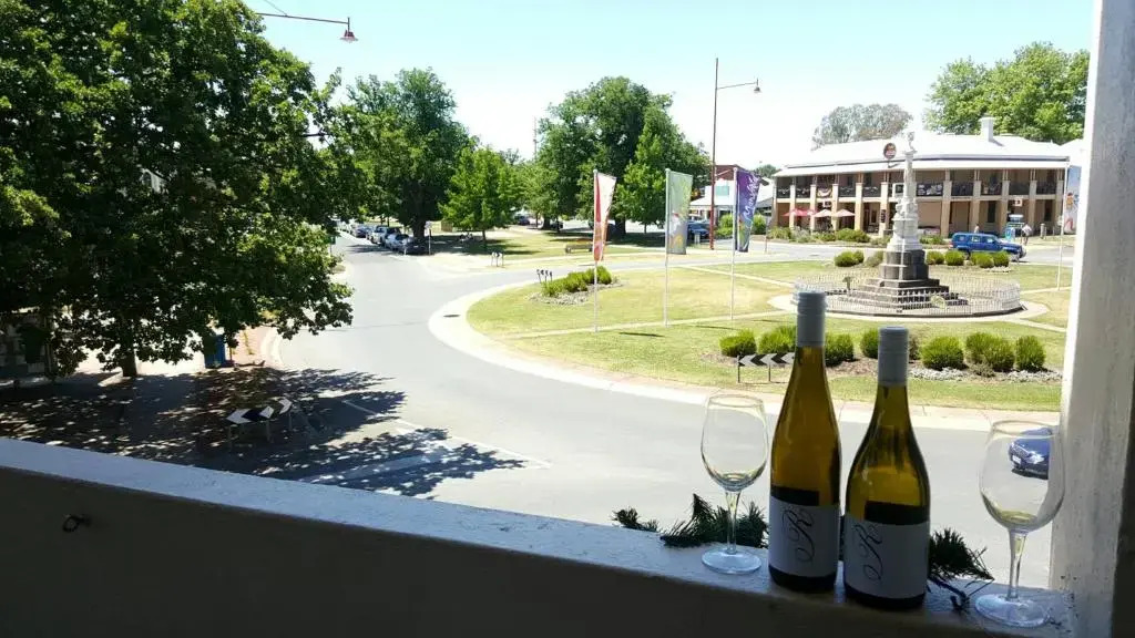 Delatite Hotel