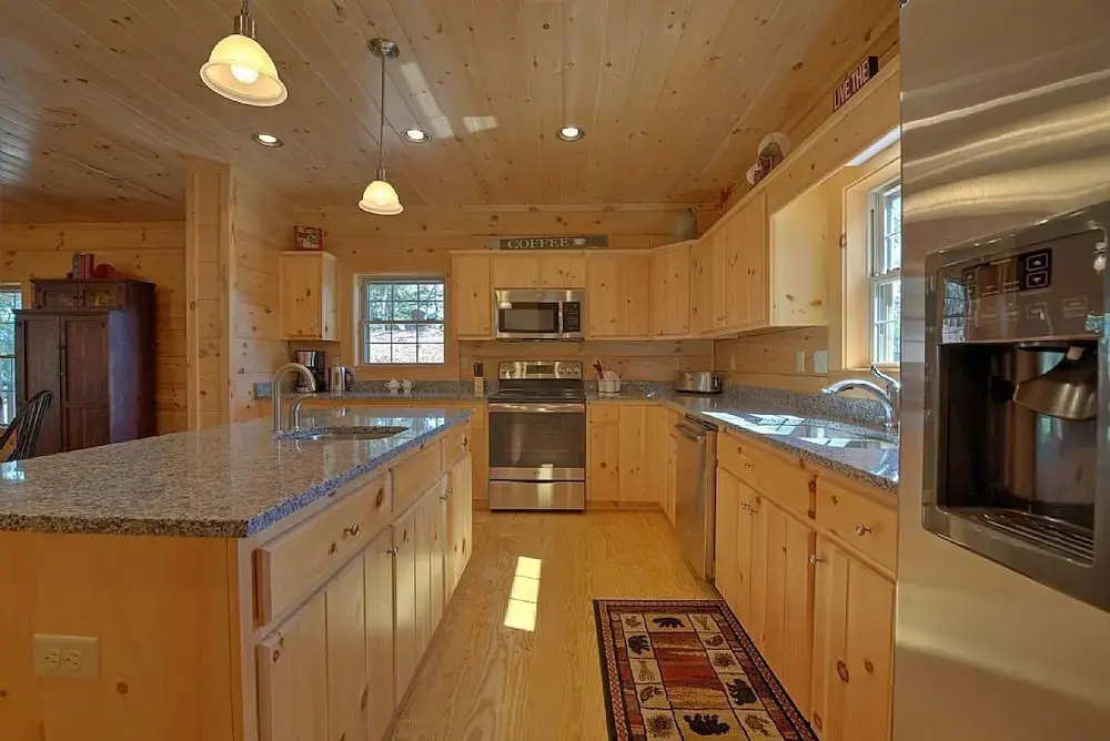 High Top Mountain Lodge - 5 Br Cabin