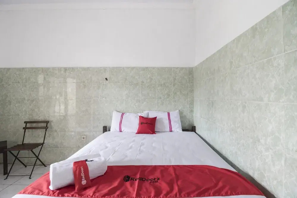 Hotel Sala by RedDoorz