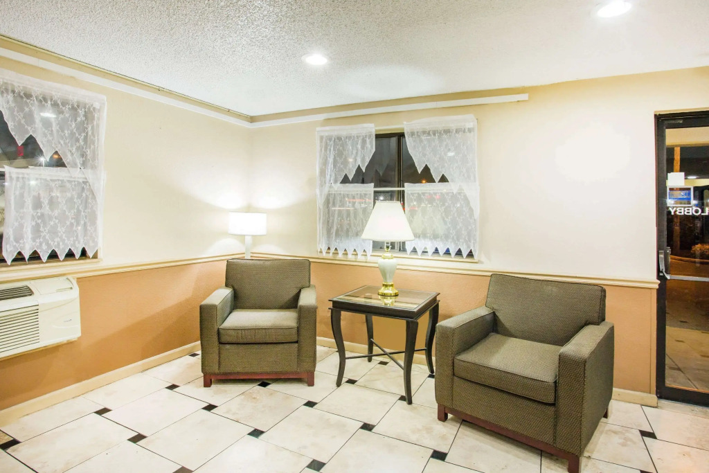Super 8 by Wyndham Harrisonburg