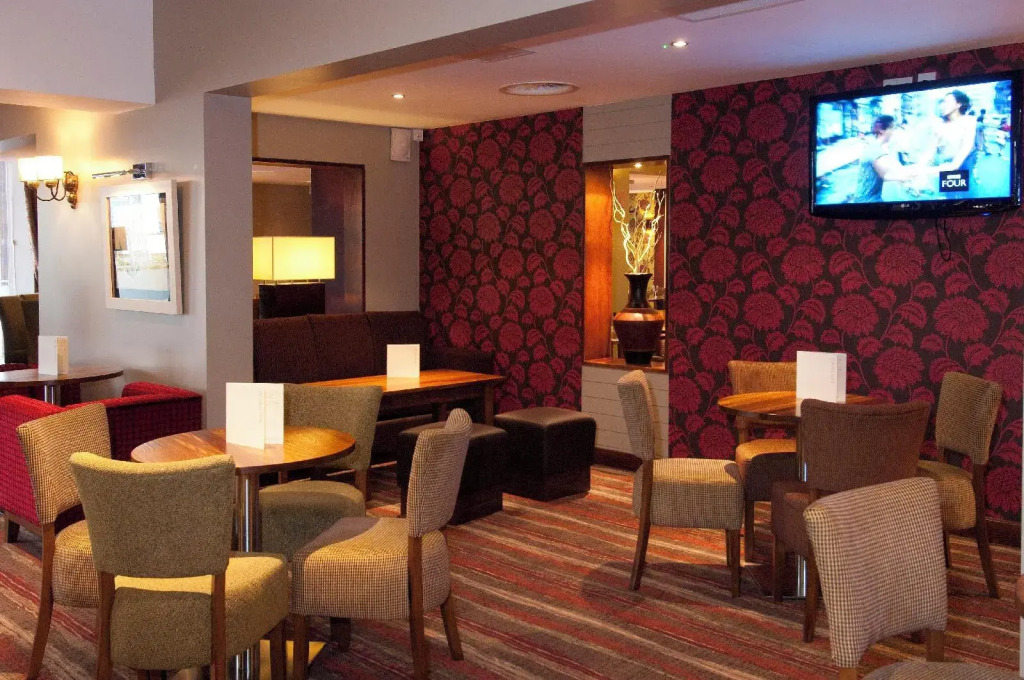 Premier Inn Cardiff City Centre