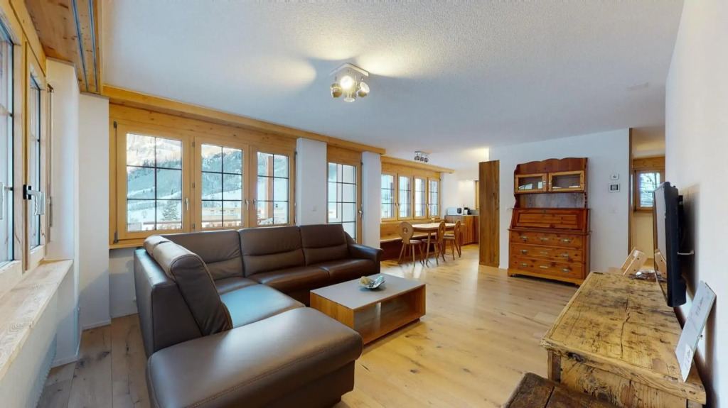Splendid attic apartment with a south oriented balcony, Marietta #4