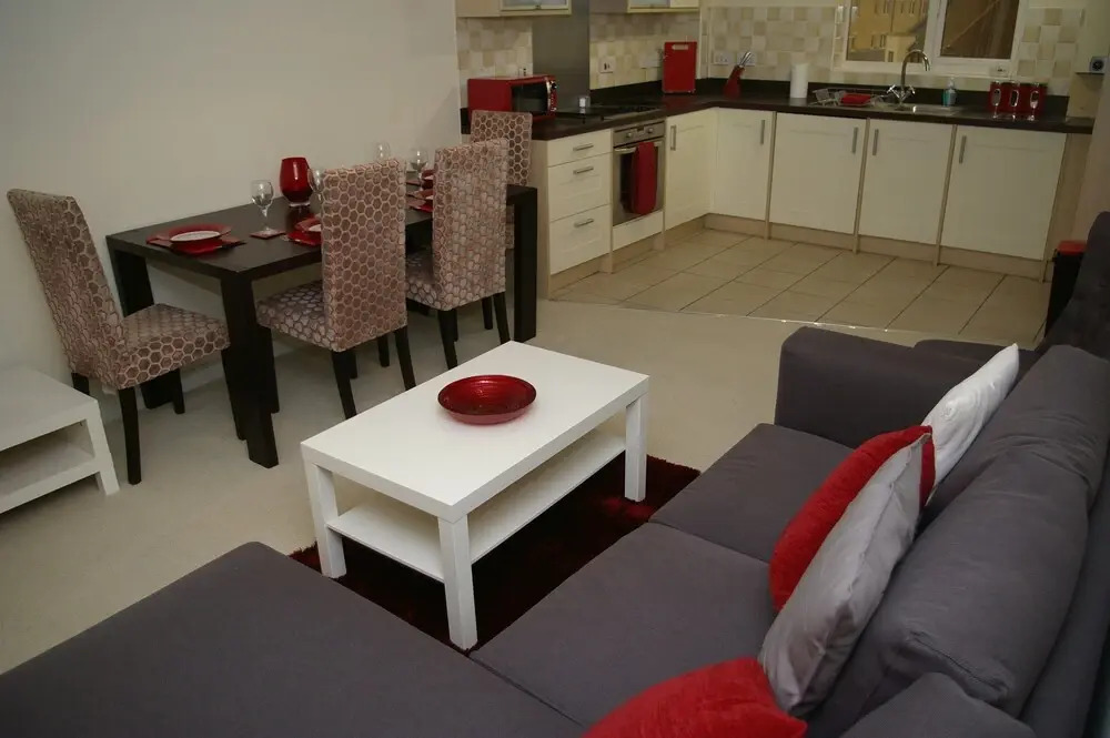 Blackburn Lodge 2-Bedroom Flat