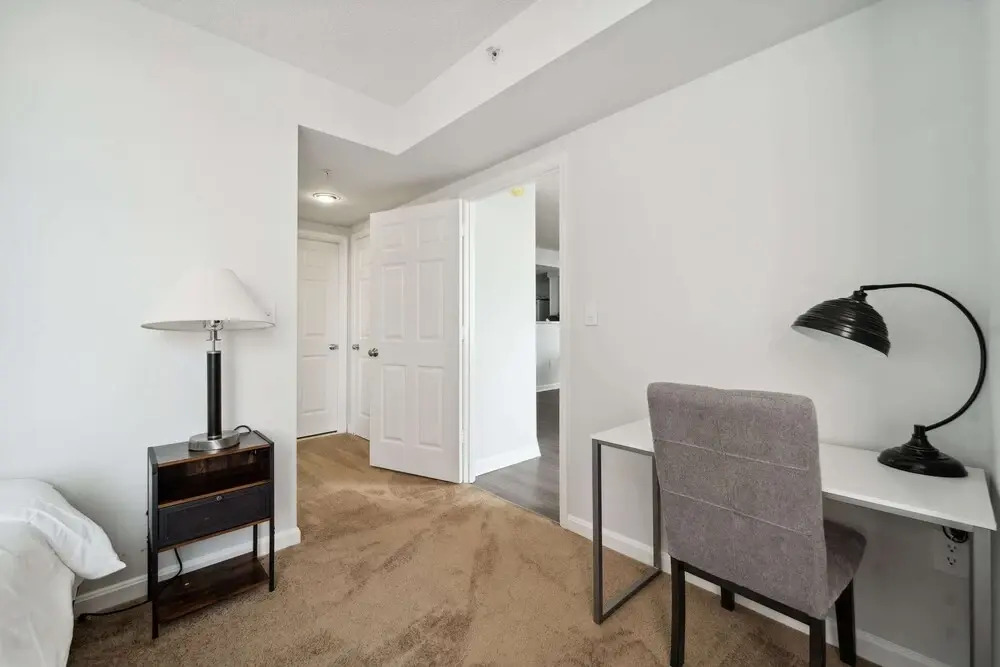 2BR Luxury City Suite With Gym & Pool