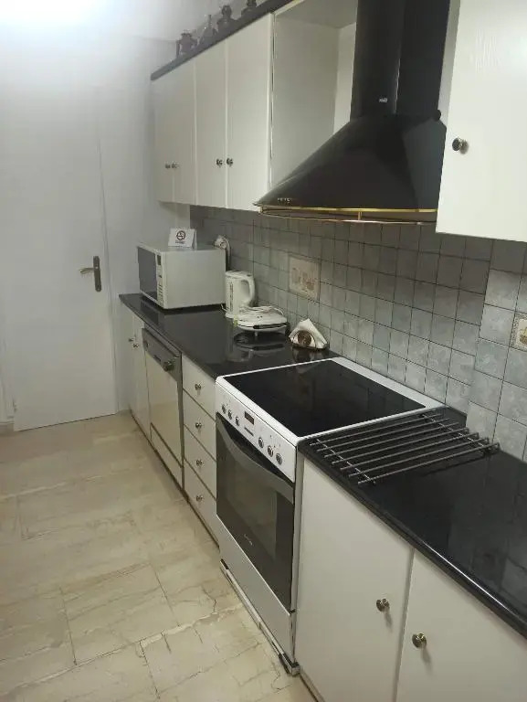 Comfortable apartment 100m from the sea