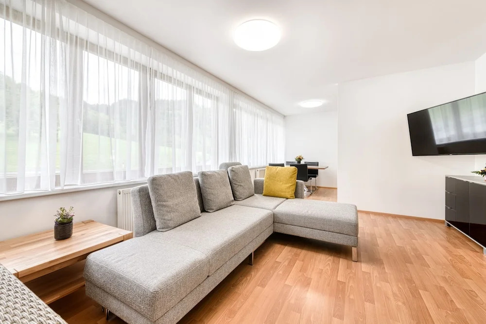 Studio Iris in B Rserberg