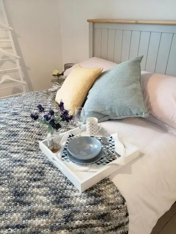 Cosy Cottage, Fireplace, Fenced Garden, Pets
