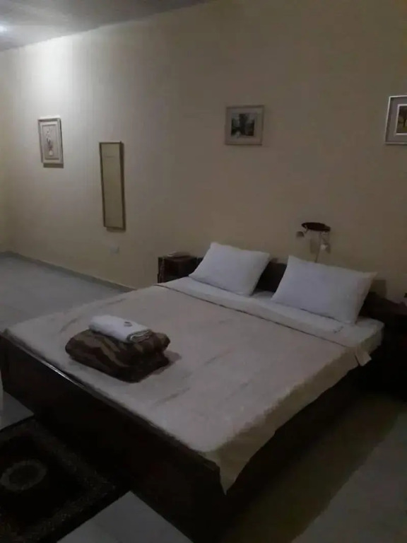 Sheridan Hotel