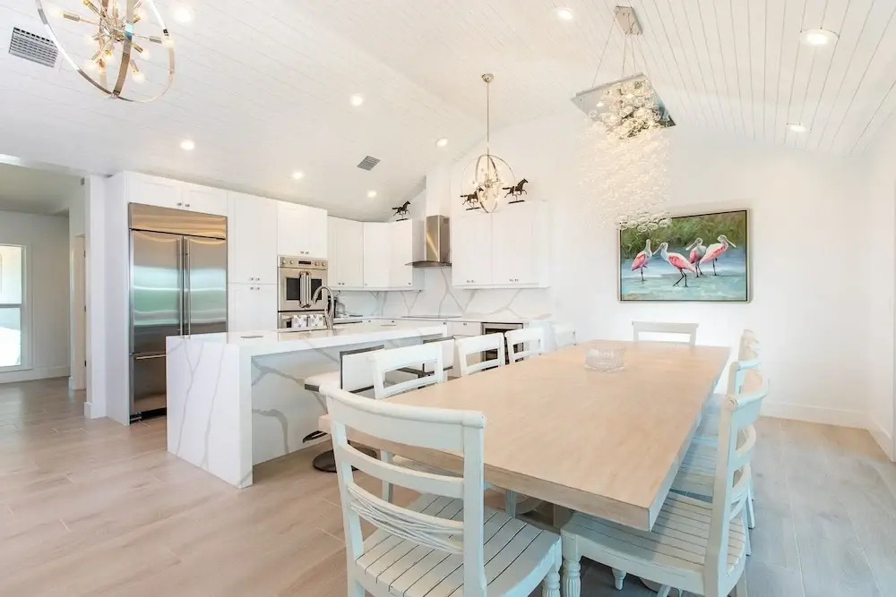 Dolphin Cove - Captiva Private Waterfront Estate 6 Bedroom Home