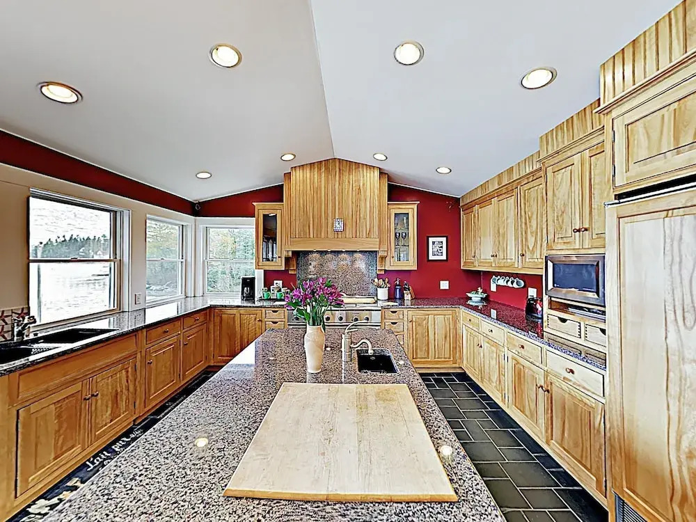 New Listing! Bayfront Getaway W/ Stunning Views 4 Bedroom Home