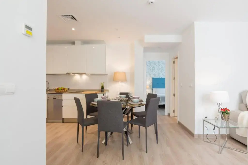 Urbe10 Atarazanas Premium 2 Bedrooms Apartment 9