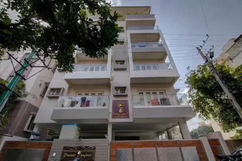 Sunshine Suites Grand Deluxe