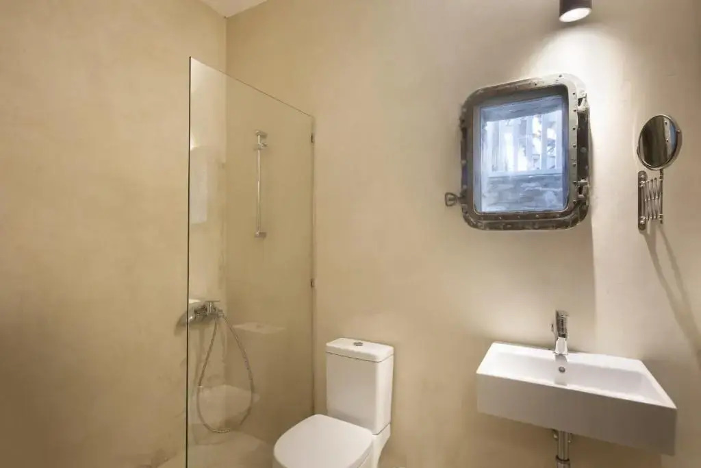 Villa Erato · Ideal family Villa for 8 - Pool, Sea Views